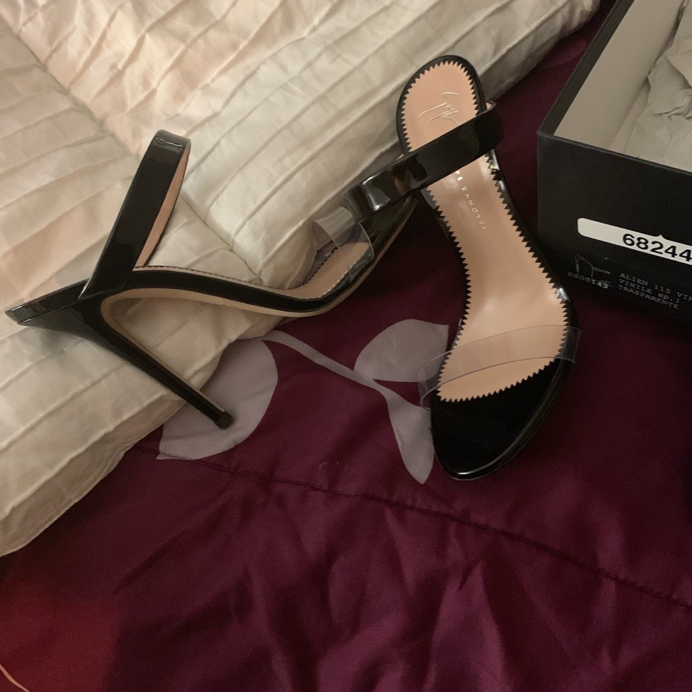 Giuseppi Zanotti mule sandal